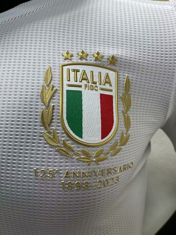 Italia 125 Aniversario Versión Jugador (Blanca) 6