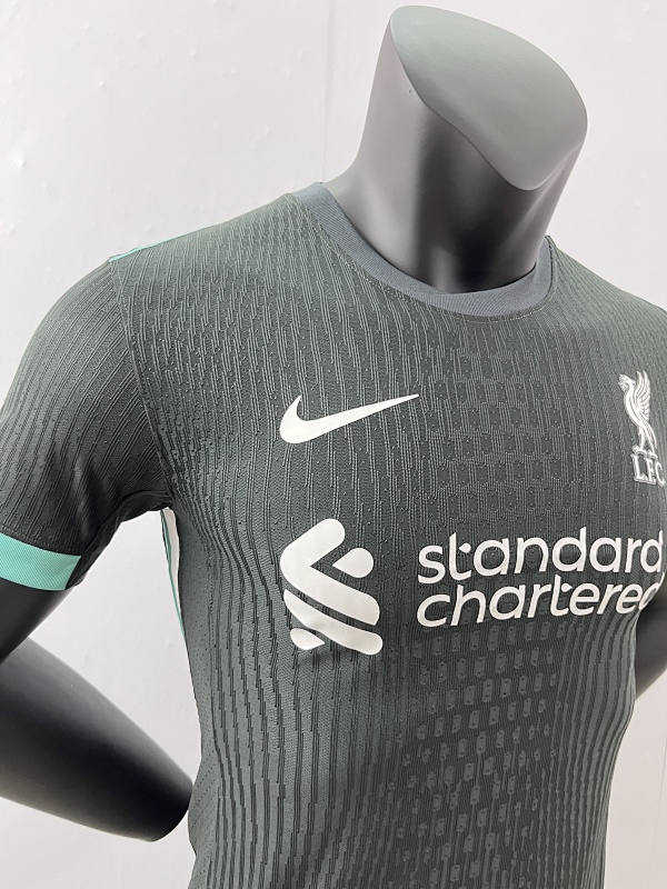 Liverpool Edición Especial Versión Jugador 2024/25 (Gris) 4