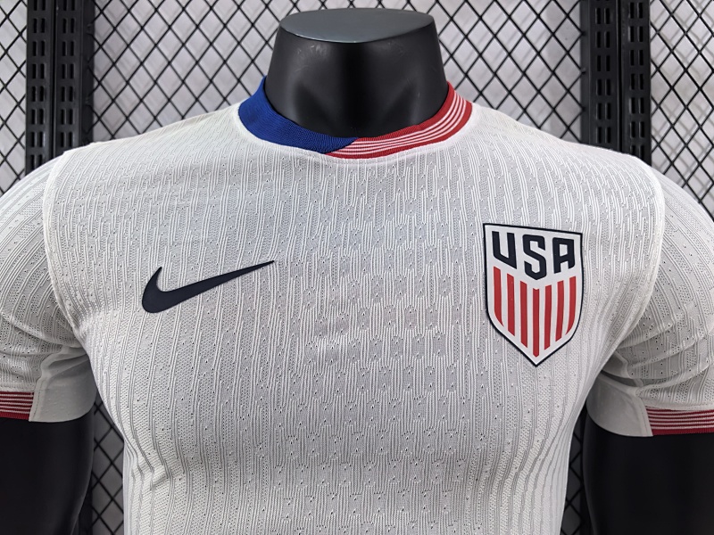 Estados Unidos Local Versión Jugador 2024 (Blanca) 6