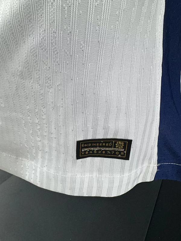 Inglaterra Local Versión Jugador 2024 (Blanca) 10