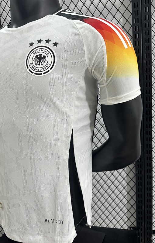Alemania Local Versión Jugador 2024 (Blanca) 7