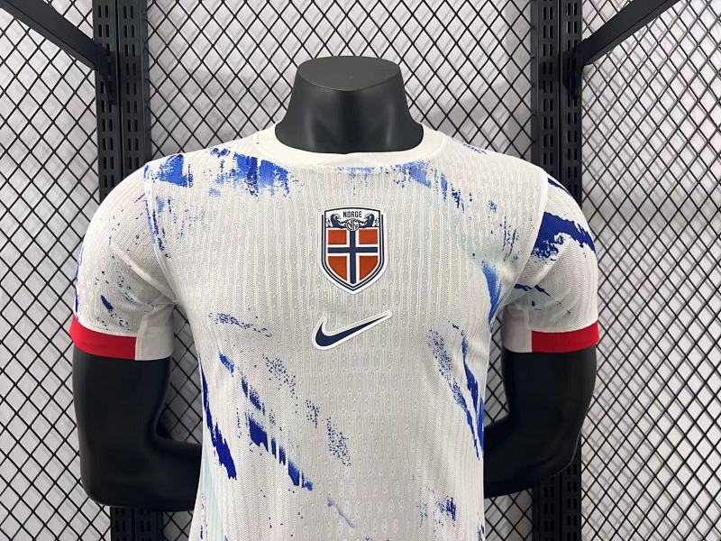 Noruega Visitante Versión Jugador 2024 (Blanca) 3