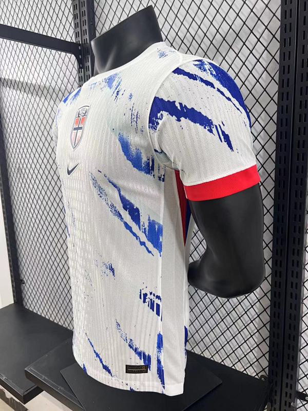 Noruega Visitante Versión Jugador 2024 (Blanca) 5