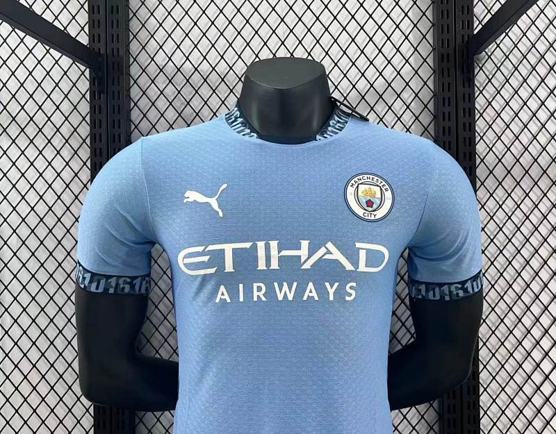 Manchester City Local Versión Jugador 2024/25 (Celeste) 8