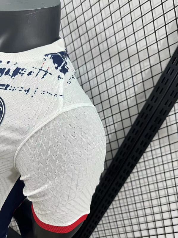 Paris Saint-Germain Edición Especial Versión Jugador 2024/25 (Blanca) 9