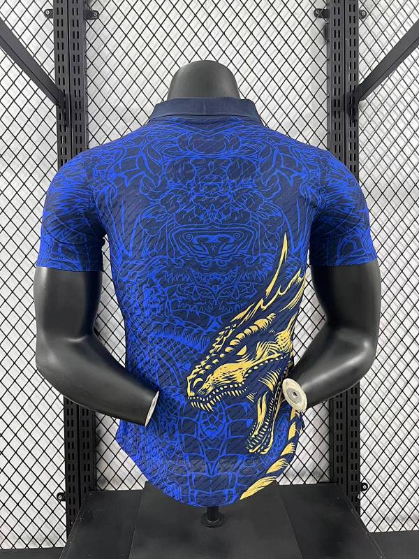 Real Madrid Edición Especial Diseño 2 Versión Jugador 2024/25 (Azul) 2
