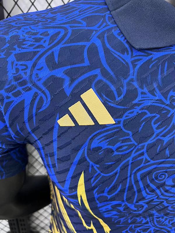 Real Madrid Edición Especial Diseño 2 Versión Jugador 2024/25 (Azul) 4