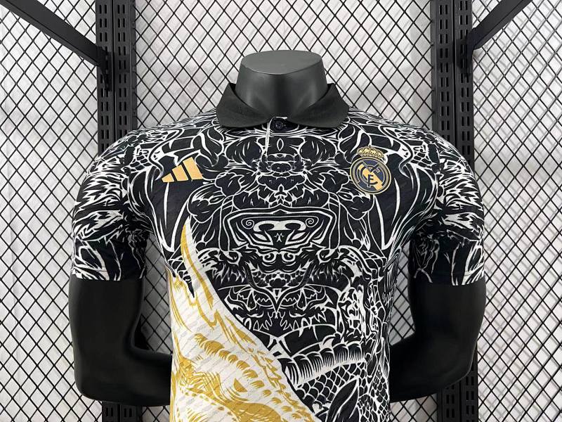 Real Madrid Edición Especial Diseño 7 Versión Jugador 2024/25 (Negra) 3