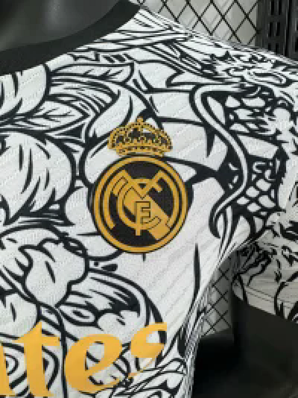 Real Madrid Edición Especial Diseño 6 Versión Jugador 2024/25 (Blanca) 5