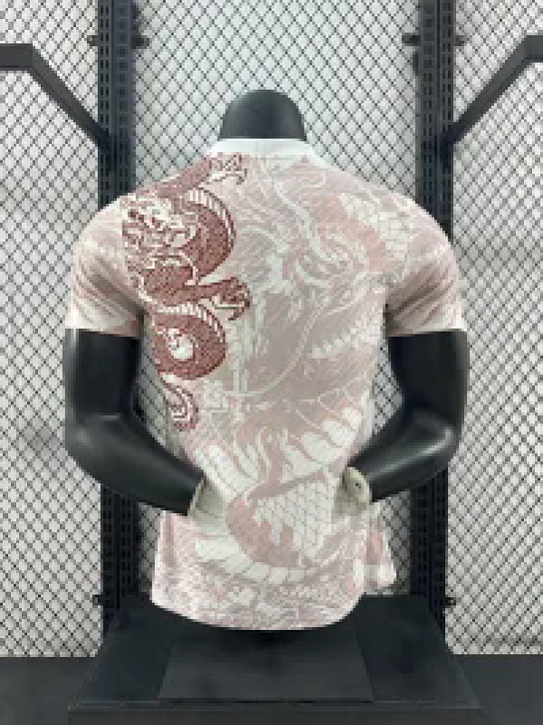 Real Madrid Edición Especial Diseño 5 Versión Jugador 2024/25 (Blanca) 2