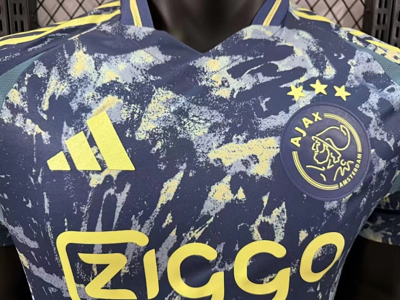 Ajax Visitante Versión Jugador 2024/25 (Azul) 5
