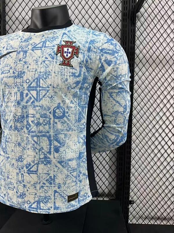 Portugal Visitante Versión Jugador 2024/25 (Blanca, Manga Larga) 8