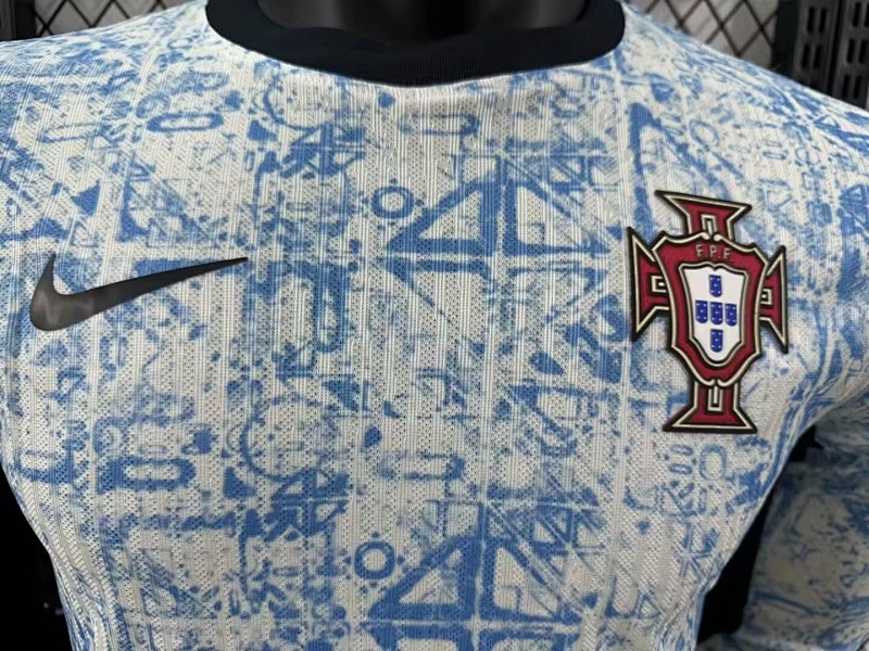 Portugal Visitante Versión Jugador 2024/25 (Blanca, Manga Larga) 9