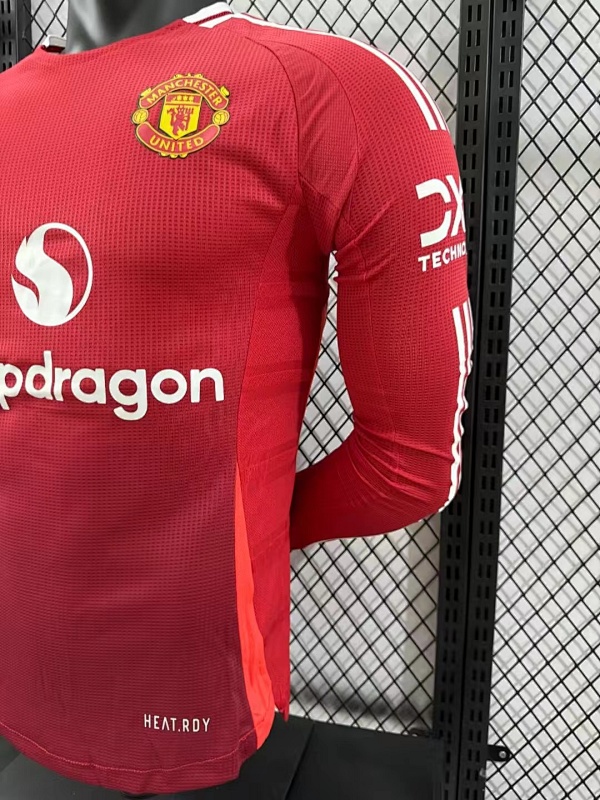 Manchester United Local Versión Jugador 2024/25 (Roja, Manga Larga) 7