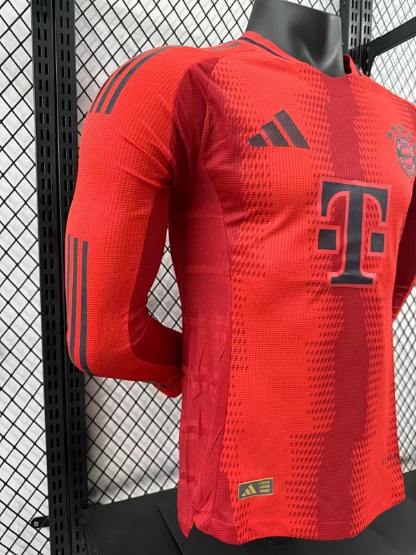 Bayern Munich Local Versión Jugador 2024/25 (Roja, Manga Larga) 6