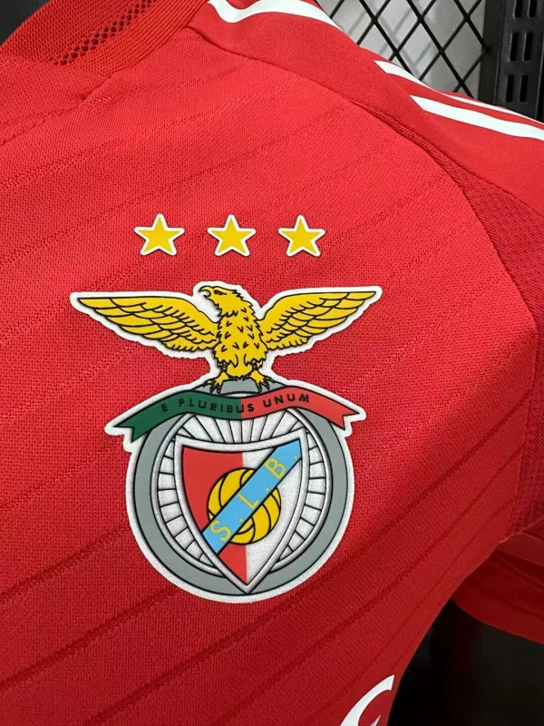 Benfica Local Versión Jugador 2024/25 (Roja) 5