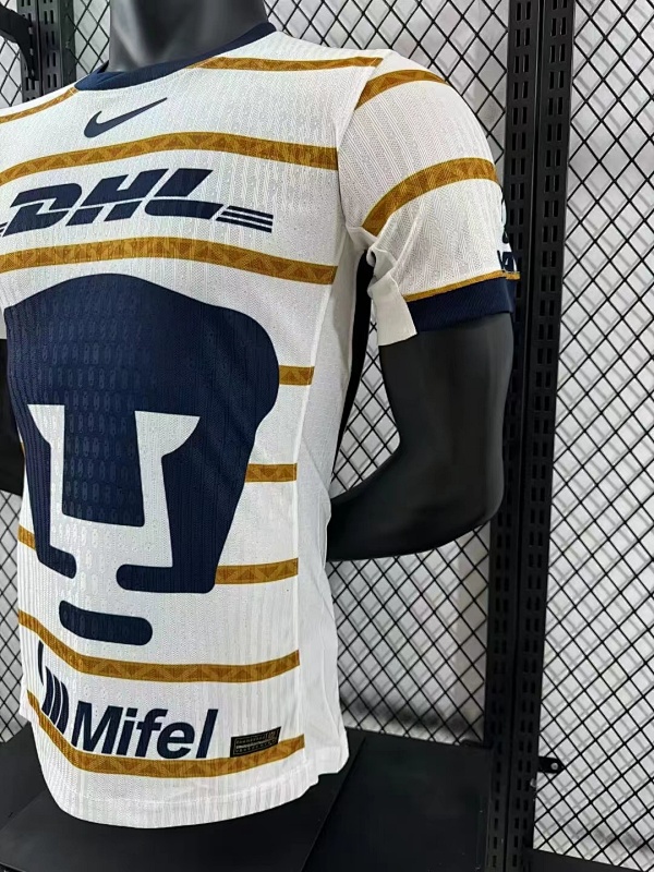 Pumas UNAM Local Versión Jugador 2024/25 (Blanca) 6