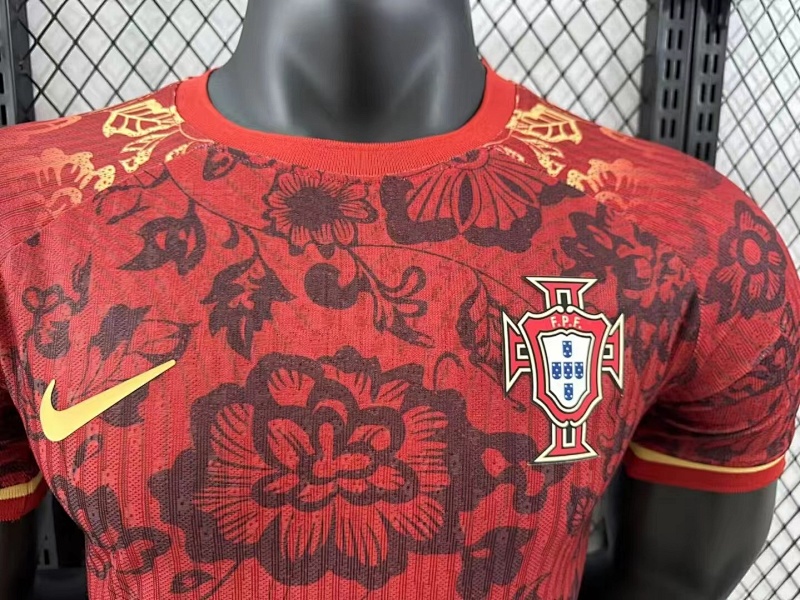 Portugal Edición Especial Diseño 2 Versión Jugador 2024/25 (Roja) 3