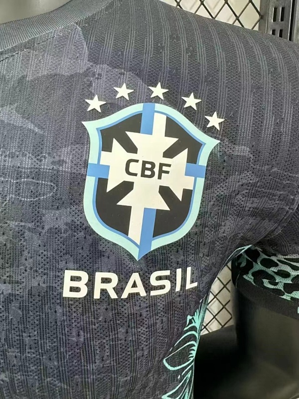 Brasil Edición Especial Versión Jugador 2024/25 (Negra) 5