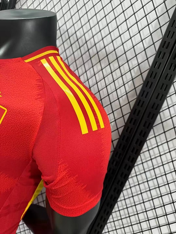 España Local Versión Jugador 2024 (Roja) 9
