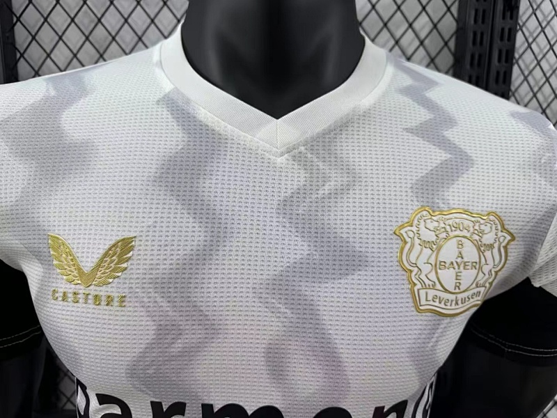 Bayer Leverkusen Visitante Versión Jugador 2024/25 (Blanca) 3