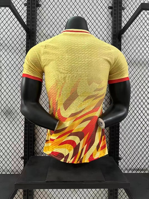 España Edición Especial Versión Jugador 2024/25 (Amarilla) 2