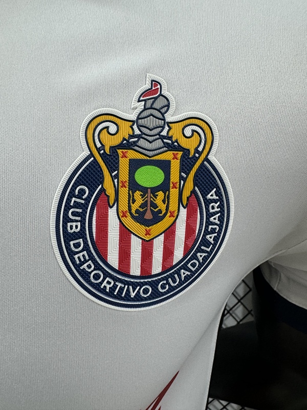 Chivas Guadalajara Visitante Versión Jugador 2024/25 (Blanca) 6