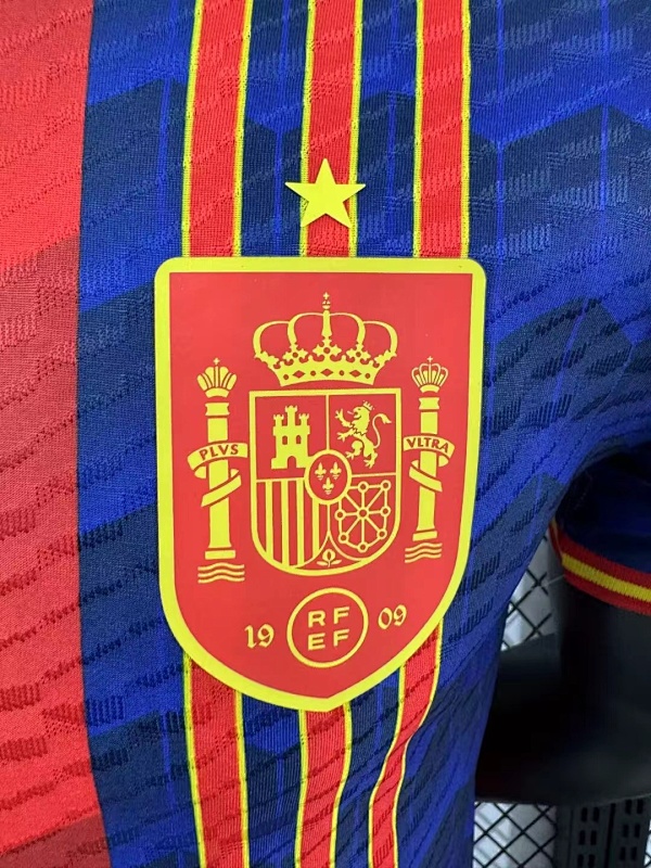 España Edición Especial Versión Jugador 2024/25 (Roja) 5