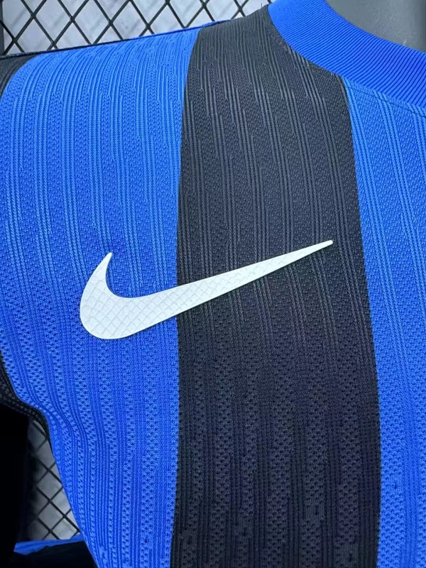 Inter Milan Local Versión Jugador 2024/25 (Azul y Negro, Manga Larga) 4