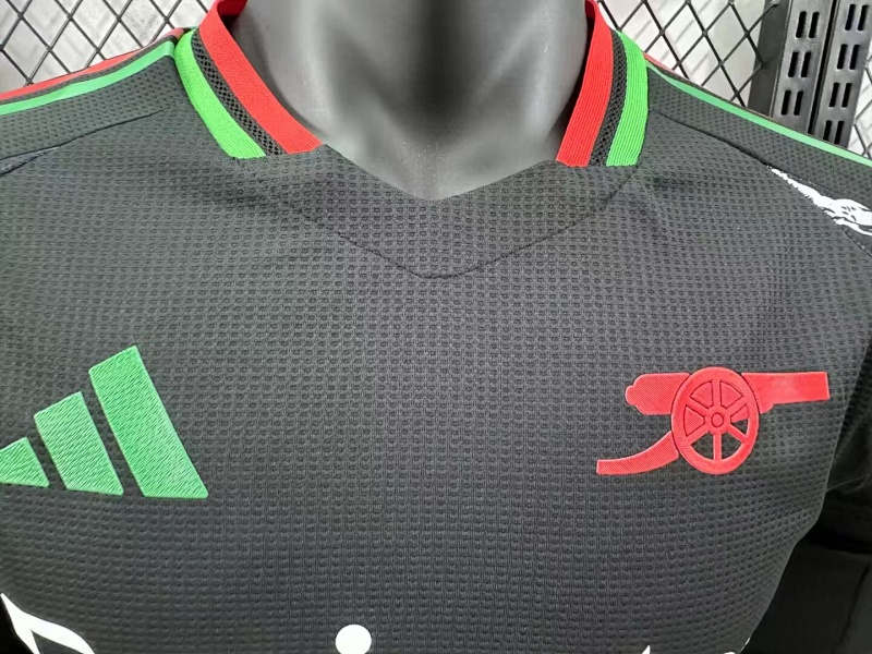 Arsenal Visitante Versión Jugador 2024/25 (Negra, Manga Larga) 3