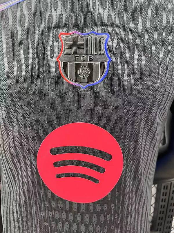 FC Barcelona Edición Especial Diseño 5 Versión Jugador 2024/25 (Negra) 4