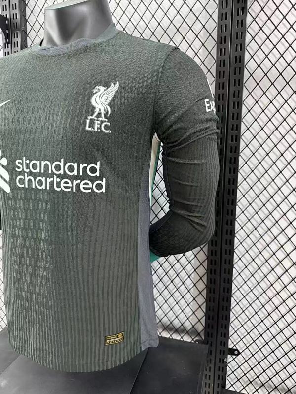 Liverpool Local Versión Jugador 2024/25 (Negra, Manga Larga) 7