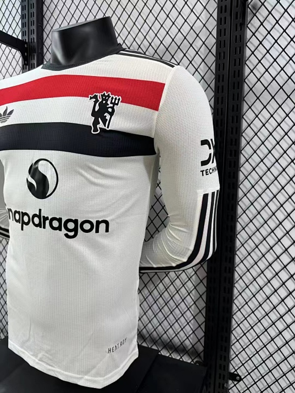 Manchester United Tercera Versión Jugador 2024/25 (Blanca, Manga Larga) 7