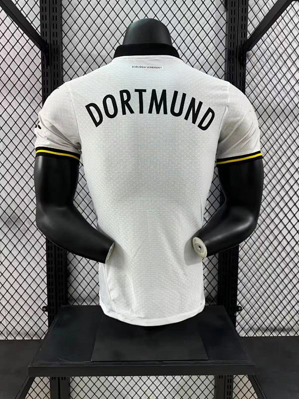 Borussia Dortmund Tercera Versión Jugador 2024/25 (Blanca) 2