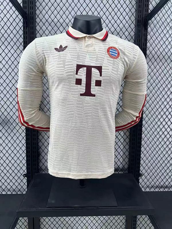 Bayern Munich Tercera Versión Jugador 2024/25 (Blanca, Manga Larga)