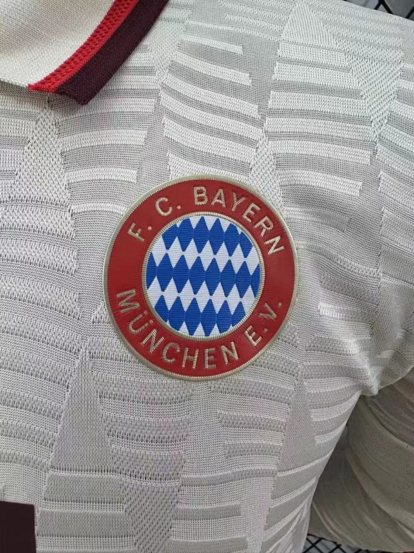 Bayern Munich Tercera Versión Jugador 2024/25 (Blanca, Manga Larga) 5