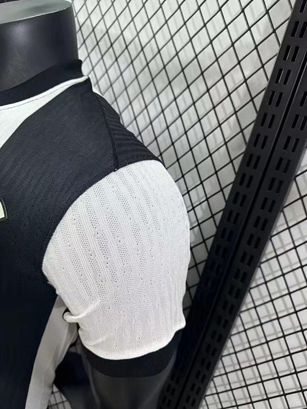 Corinthians Tercera Versión Jugador 2024/25 (Blanca) 9