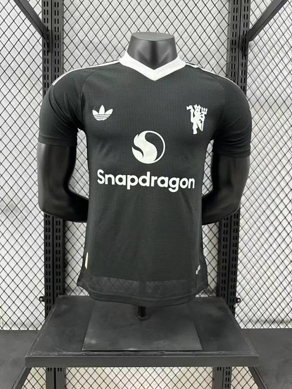 Manchester United Portero Versión Jugador 2024/25 (Negra)
