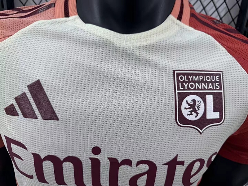 Olympique Lyon Tercera Versión Jugador 2024/25 (Blanca) 3