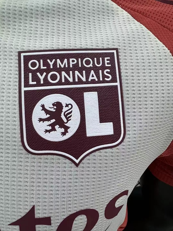 Olympique Lyon Tercera Versión Jugador 2024/25 (Blanca) 4