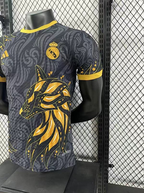 Real Madrid Edición Especial Diseño 5 Versión Jugador 2024/25 (Negra) 7