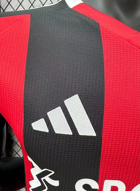 Fulham Visitante Versión Jugador 2024/25 (Roja) 4
