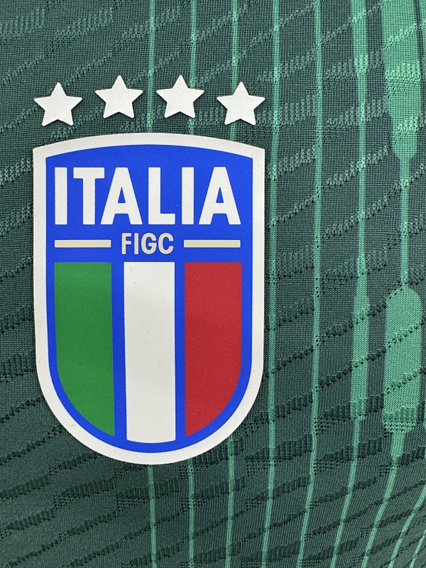 Italia Edición Especial Versión Jugador 2024/25 (Verde) 4