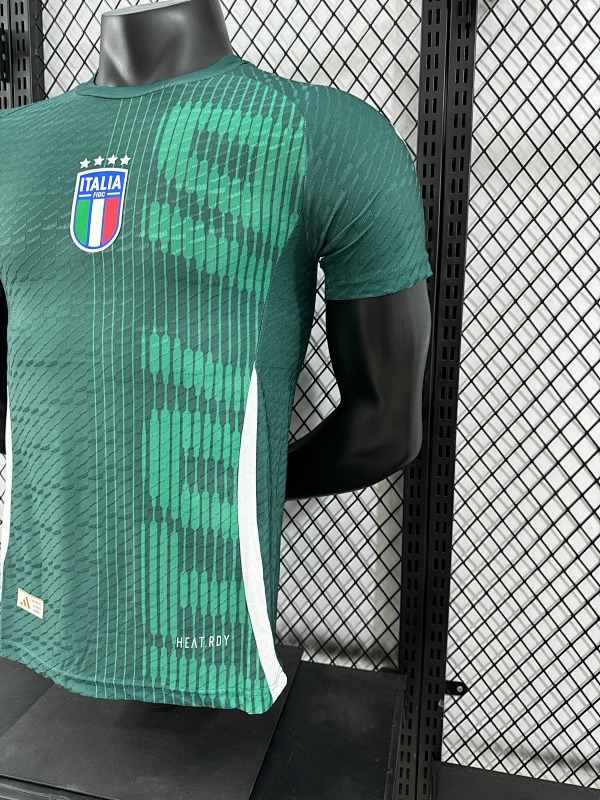 Italia Edición Especial Versión Jugador 2024/25 (Verde) 6