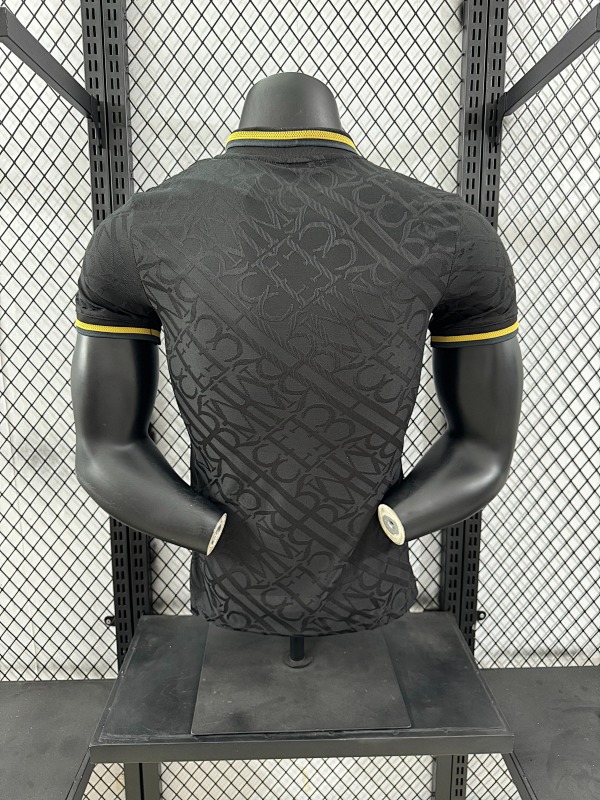 Real Madrid Edición Especial Diseño 4 Versión Jugador 2024/25 (Negra) 2