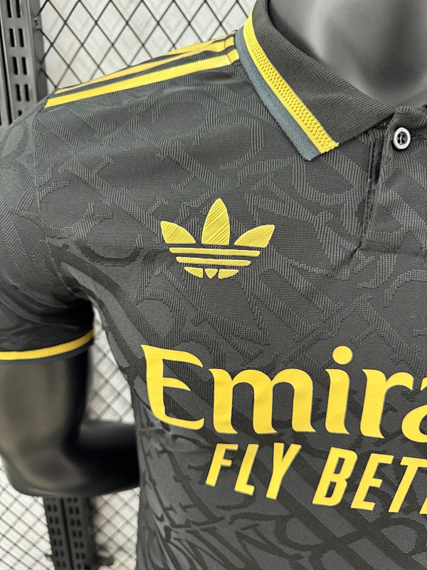 Real Madrid Edición Especial Diseño 4 Versión Jugador 2024/25 (Negra) 4