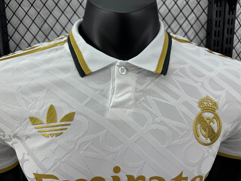 Real Madrid Edición Especial Diseño 2 Versión Jugador 2024/25 (Blanca) 3