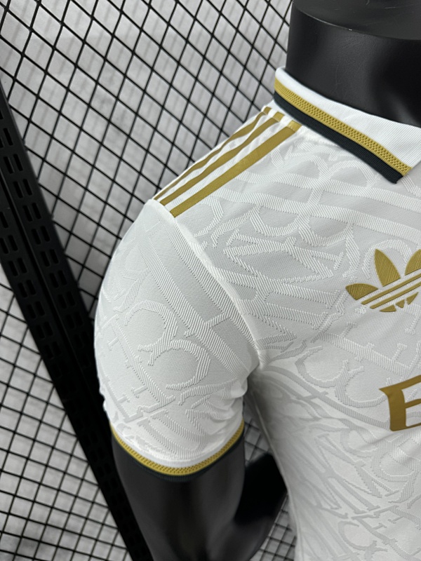 Real Madrid Edición Especial Diseño 2 Versión Jugador 2024/25 (Blanca) 8