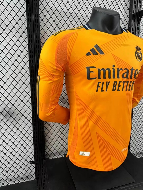 Real Madrid Visitante Versión Jugador 2024/25 (Naranja, Manga Larga) 6