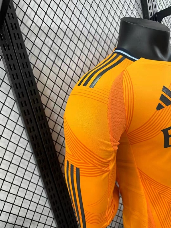 Real Madrid Visitante Versión Jugador 2024/25 (Naranja, Manga Larga) 8